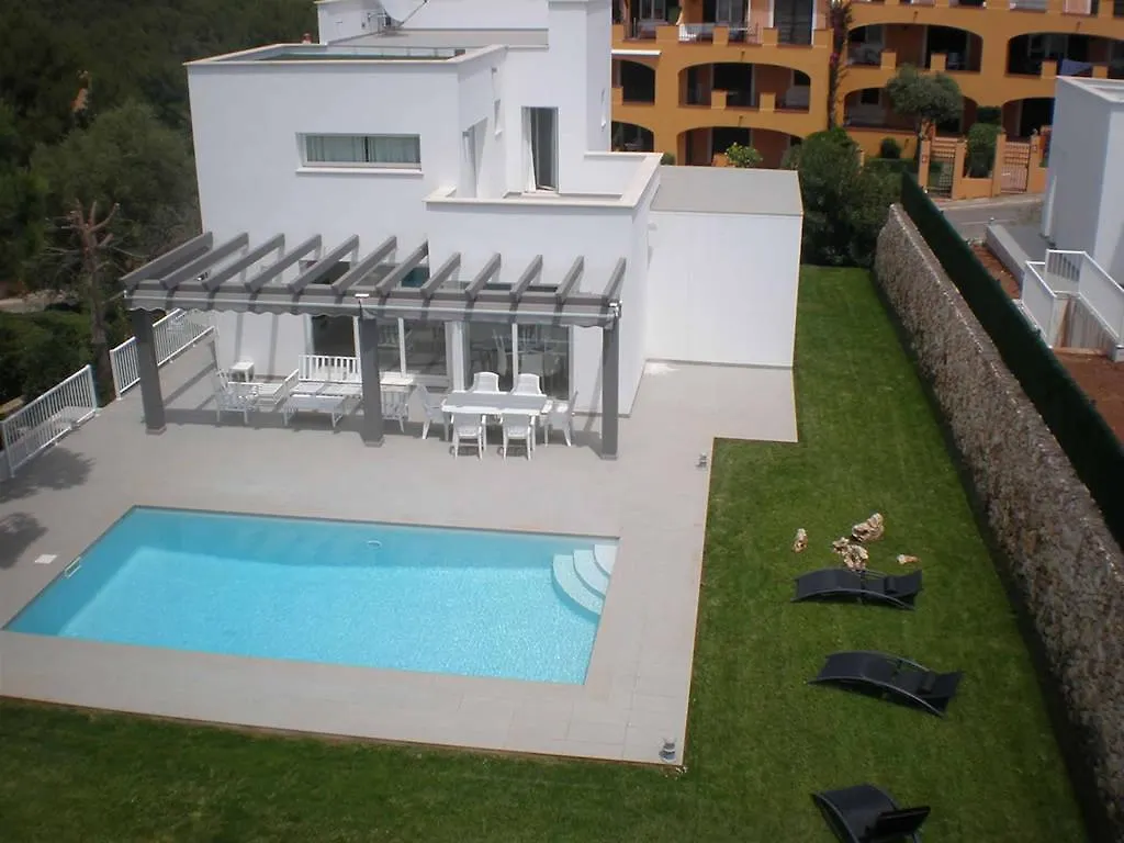 Villa Gregal 손 보우